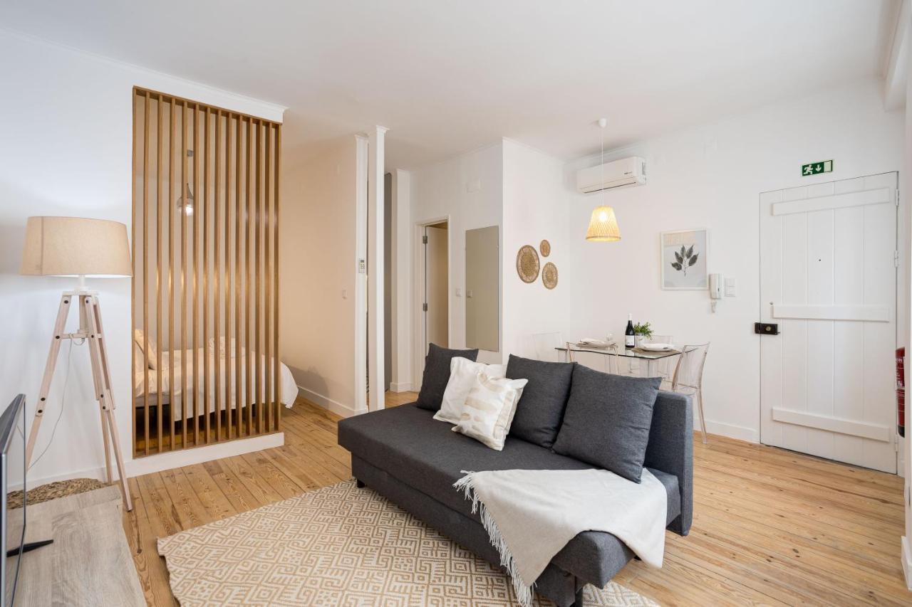 Alfama Chic Penabuquel3 Apartment ลิสบอน ภายนอก รูปภาพ