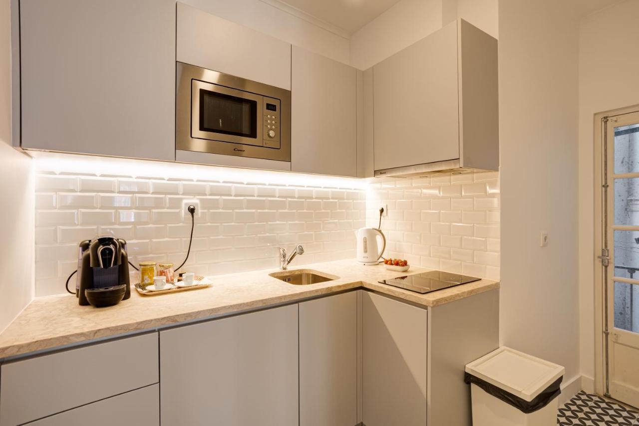 Alfama Chic Penabuquel3 Apartment ลิสบอน ภายนอก รูปภาพ