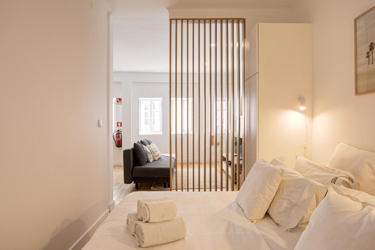 Alfama Chic Penabuquel3 Apartment ลิสบอน ภายนอก รูปภาพ