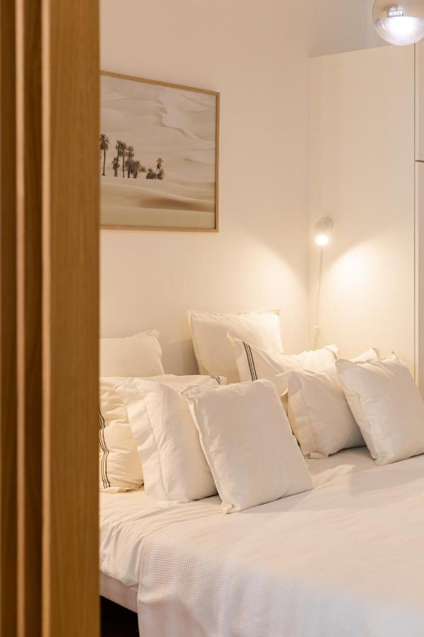 Alfama Chic Penabuquel3 Apartment ลิสบอน ภายนอก รูปภาพ