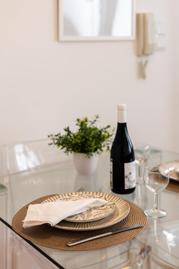 Alfama Chic Penabuquel3 Apartment ลิสบอน ภายนอก รูปภาพ