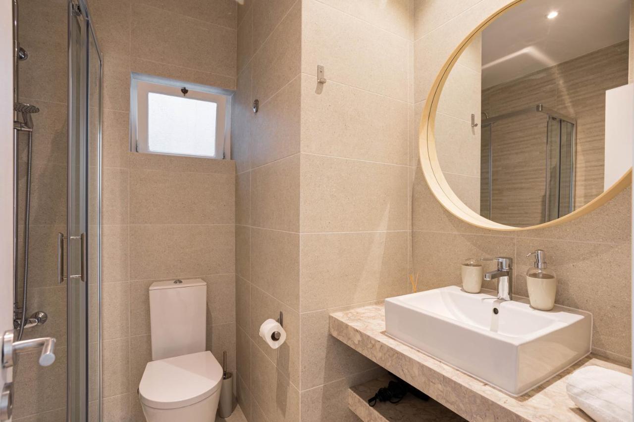 Alfama Chic Penabuquel3 Apartment ลิสบอน ภายนอก รูปภาพ